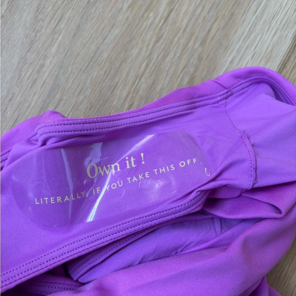 Left On Friday Weekender suit in Punch NWT - Picture 7 of 7